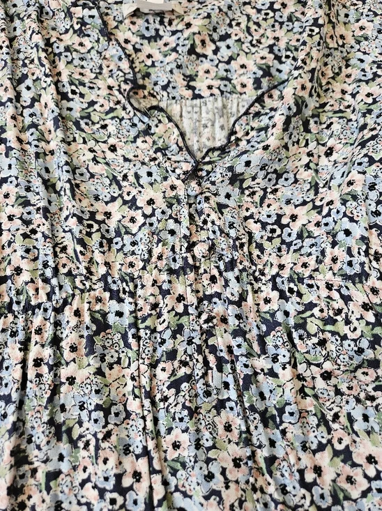 3/4 Sleeve Floral dress - Picture 3 of 12